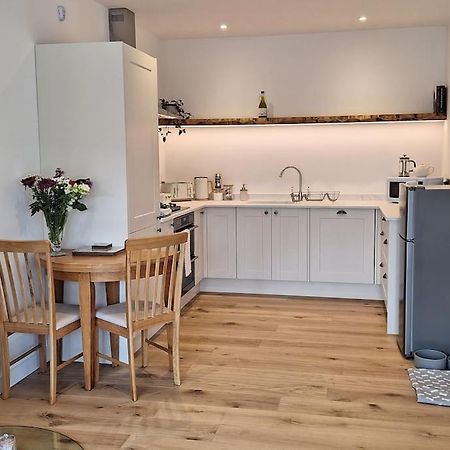 Rural Cornish Cottage Труро Екстериор снимка