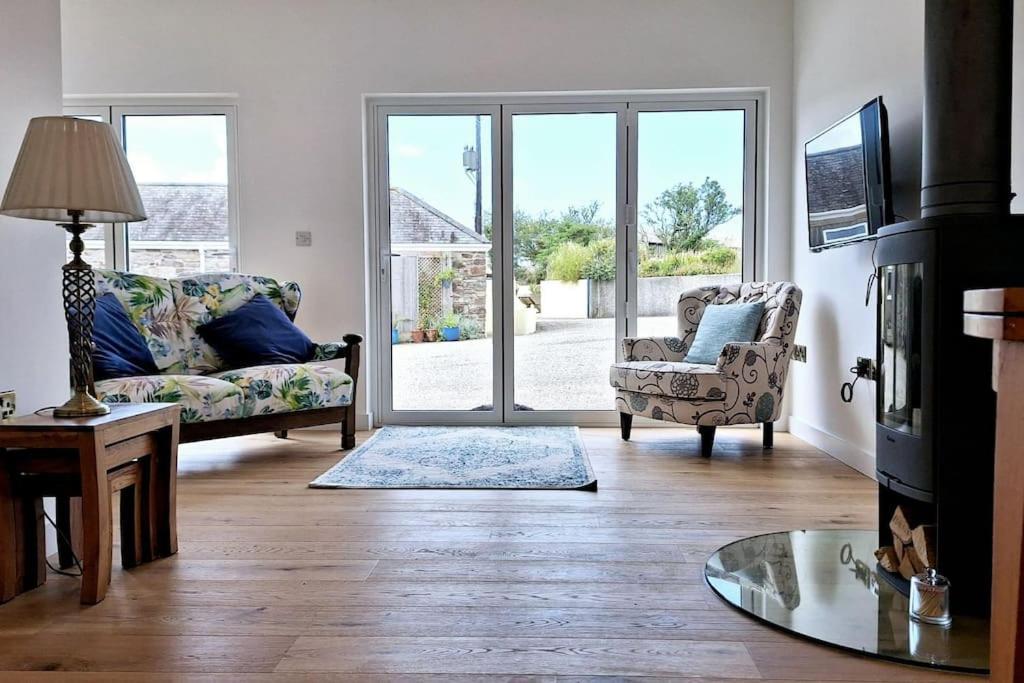 Rural Cornish Cottage Труро Екстериор снимка